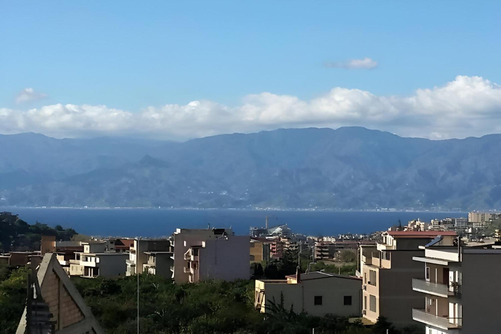 Romantico Monolocale Veranda Privata Vista Mare Reggio di Calabria Kültér fotó